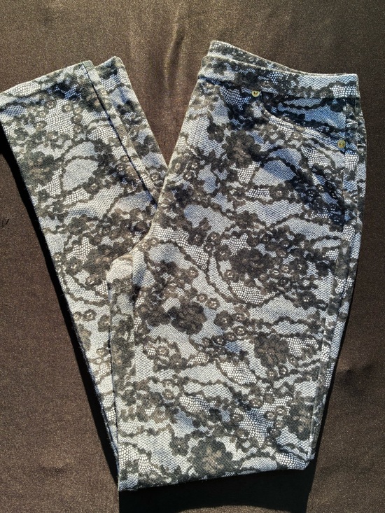 MICHAEL Michael Kors Pants - MICHAEL Michael Kors Gray and Black Lace-Pattern Leggings
